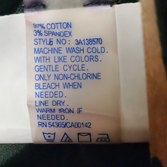 Peter Nygard Black and Tan Blazer with Leopard Print - Picture 10 of 10